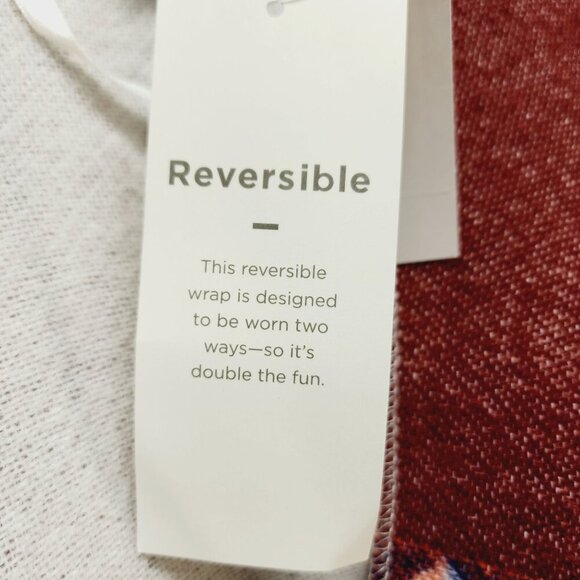 Loft Outlet Reversible Wrap Poncho With Fringe Geometric Print  one Size - Picture 7 of 12